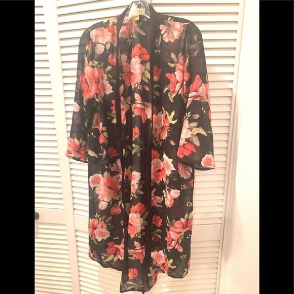 Flower Kimono Top - Picture 1 of 3